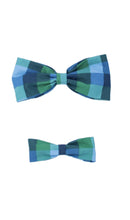 Load image into Gallery viewer, Flannel Blue &amp; Green Bowtie
